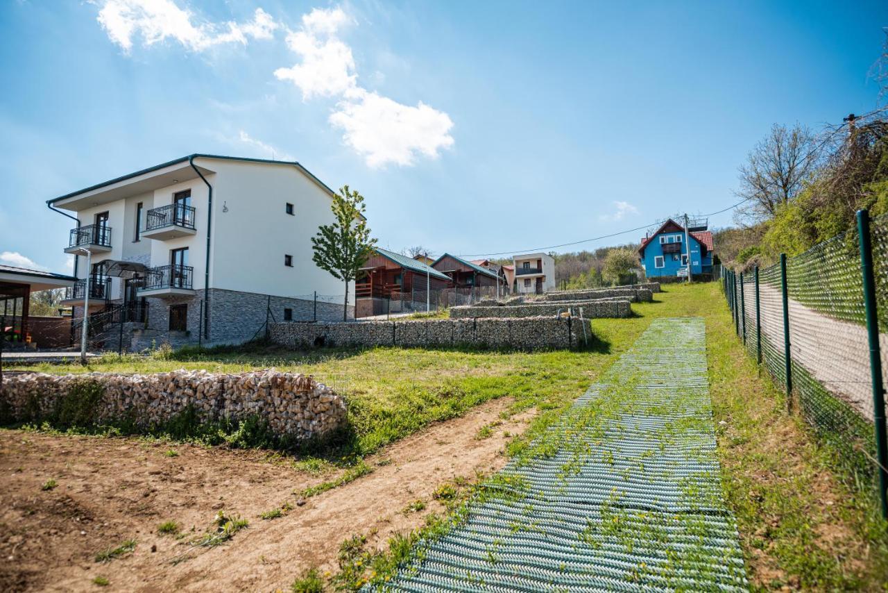 Hotel Gabion Garden Podhájska Zewnętrze zdjęcie